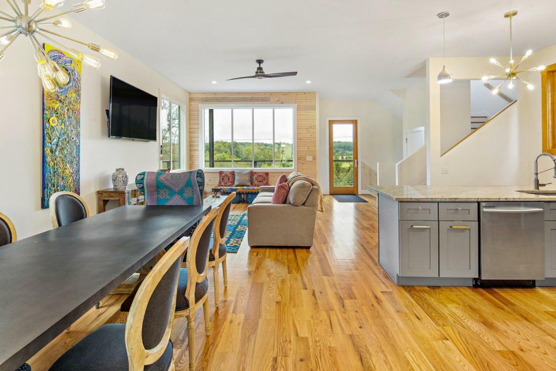 Villa Upstream Penthouse à Asheville Extérieur photo