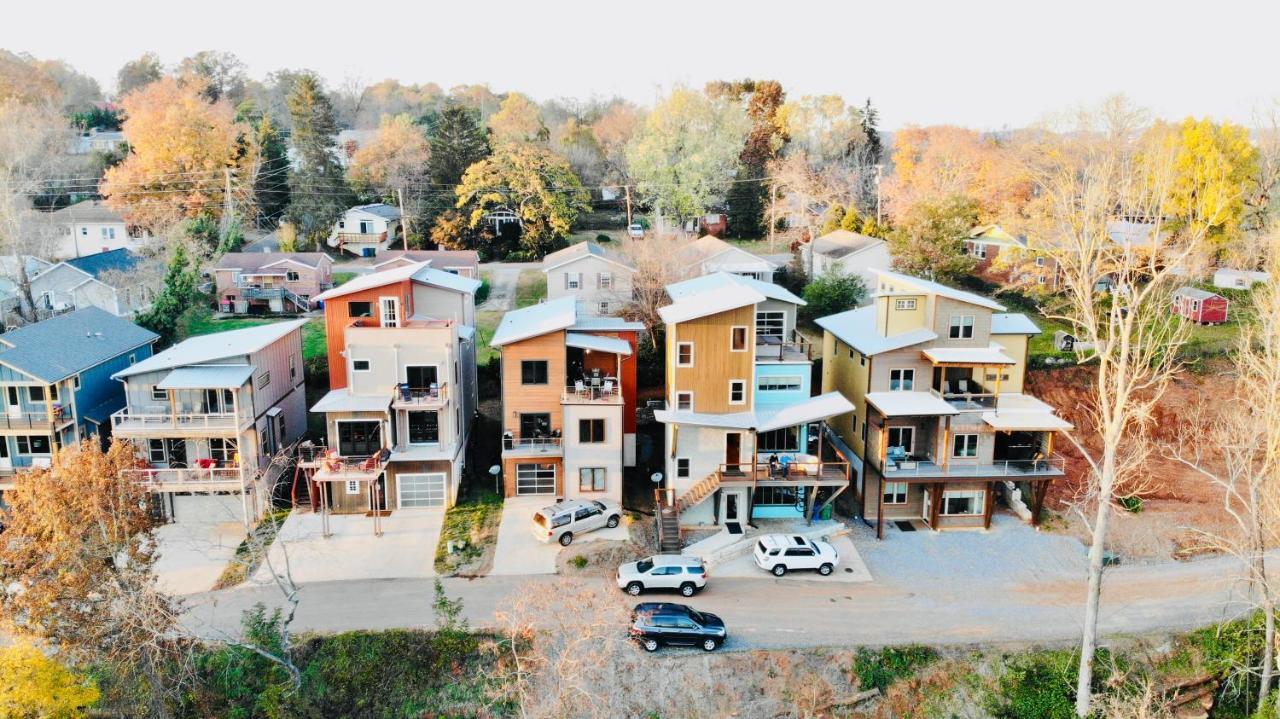 Villa Upstream Penthouse à Asheville Extérieur photo